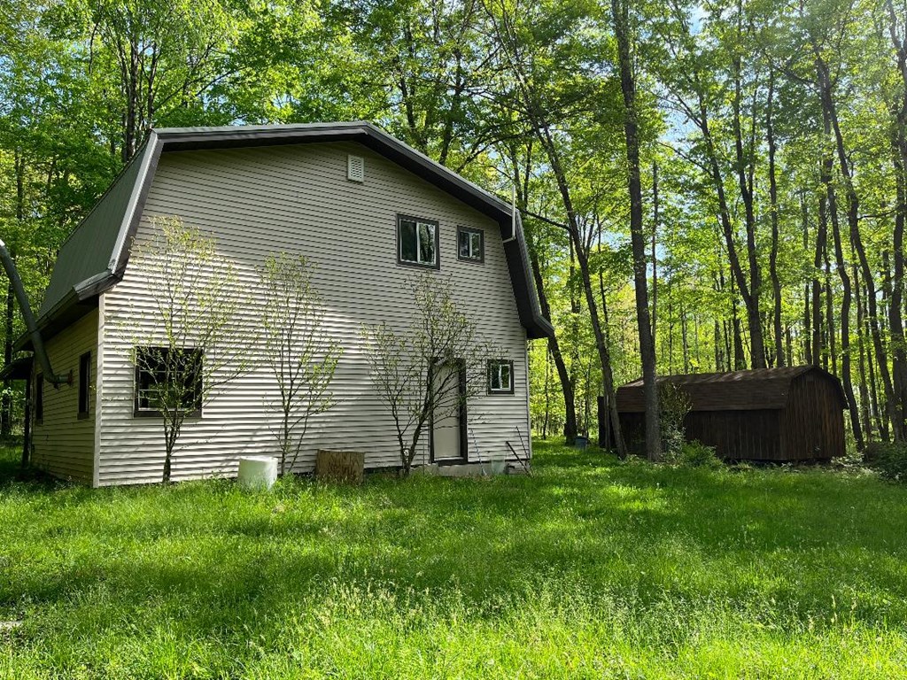 22170 Coe Road Pleasantville, PA 16341 - Photo 23 of 31 Gallery Image 23