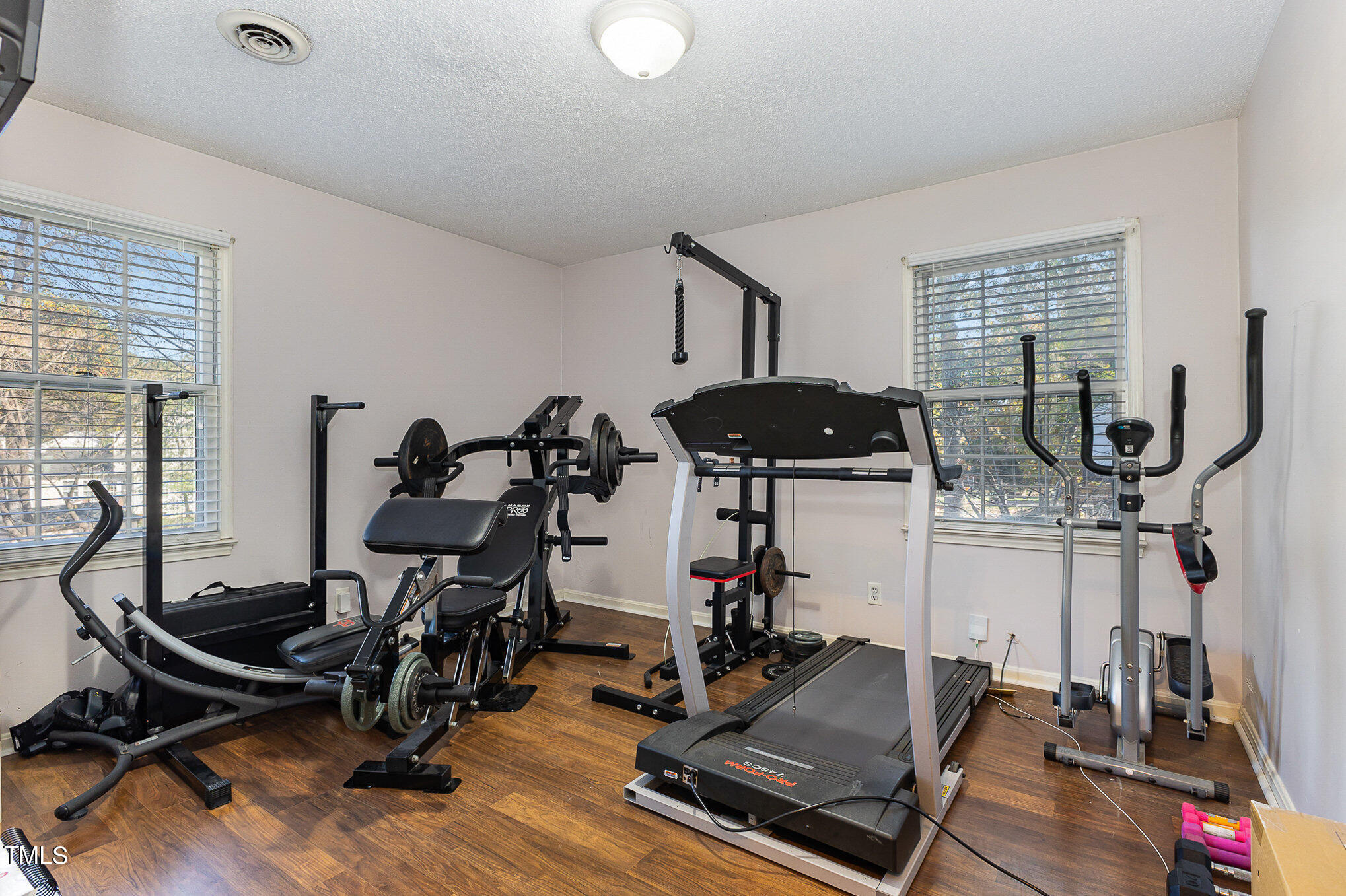 4117 Live Oak Road Raleigh, NC 27604 - Photo 4 of 16 020_file_815