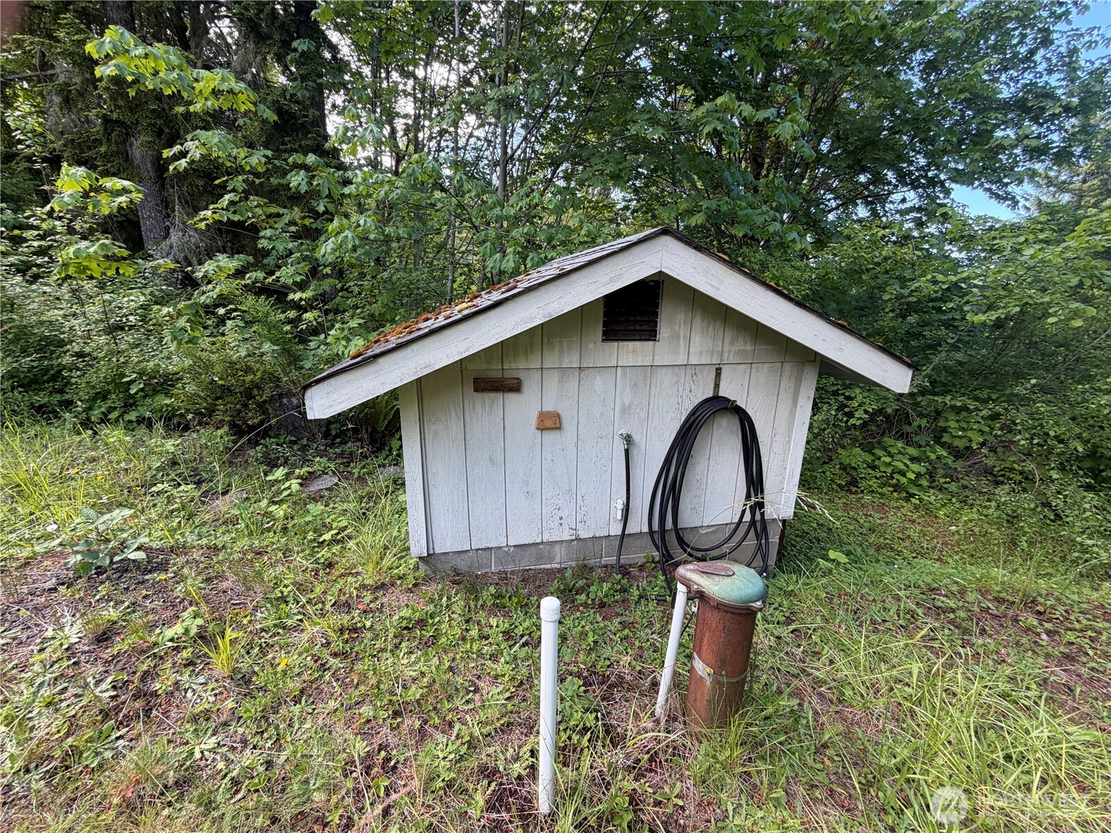 496 Last Camp Road Quilcene, WA 98376 - Photo 16 of 29