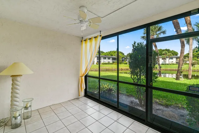 $69,900 | 34 Southport Lane, Unit E, Boynton Beach, FL 33436