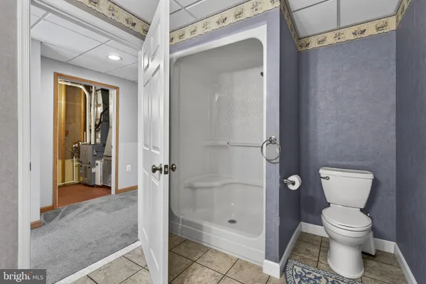 $985,000 | 256 Cliffside Drive, Edinburg, VA 22824