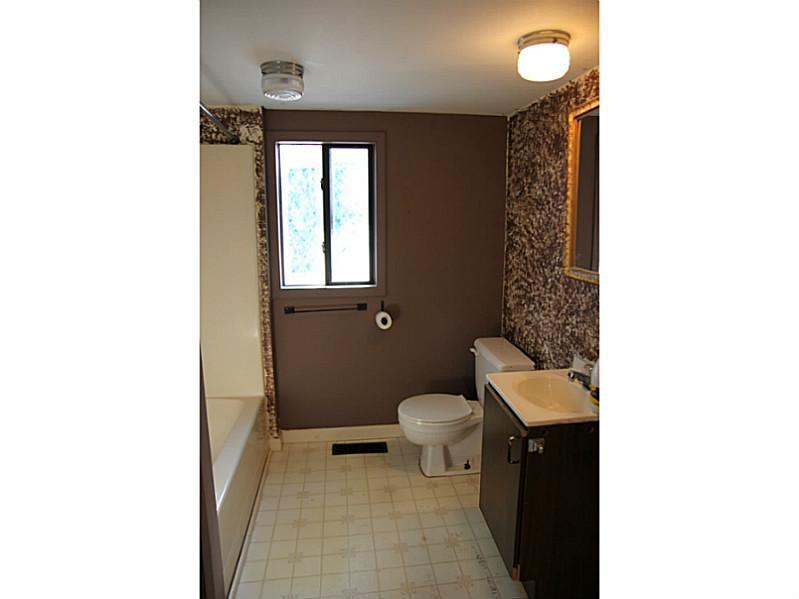 25-44 June Berry Lane Unity, ME 04988 - Photo 27 of 32 Bathroom 25 Juneberry