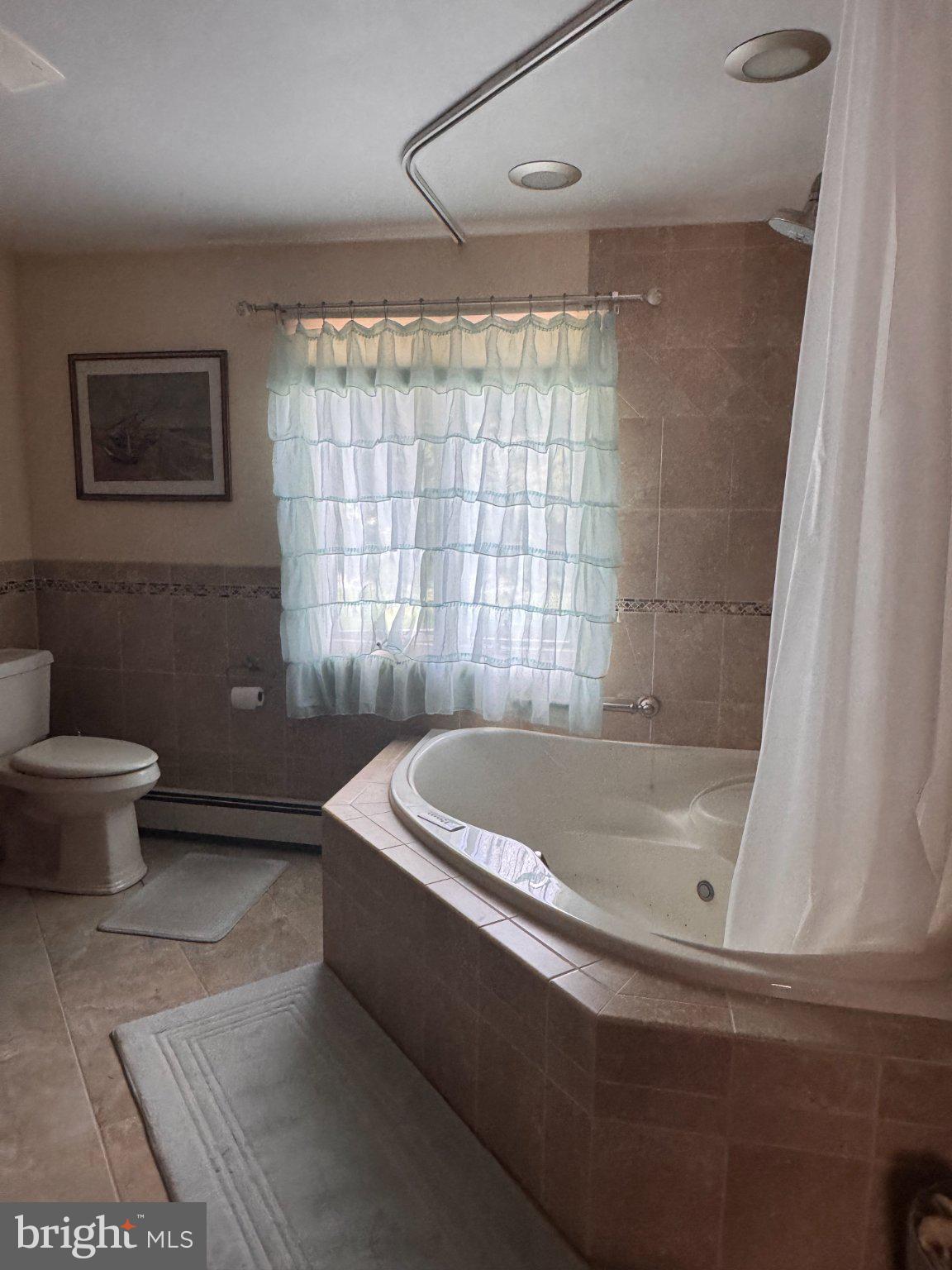 2145 Edge Hill Road Huntingdon Valley, PA 19006 - Photo 11 of 20 Gallery Image 11