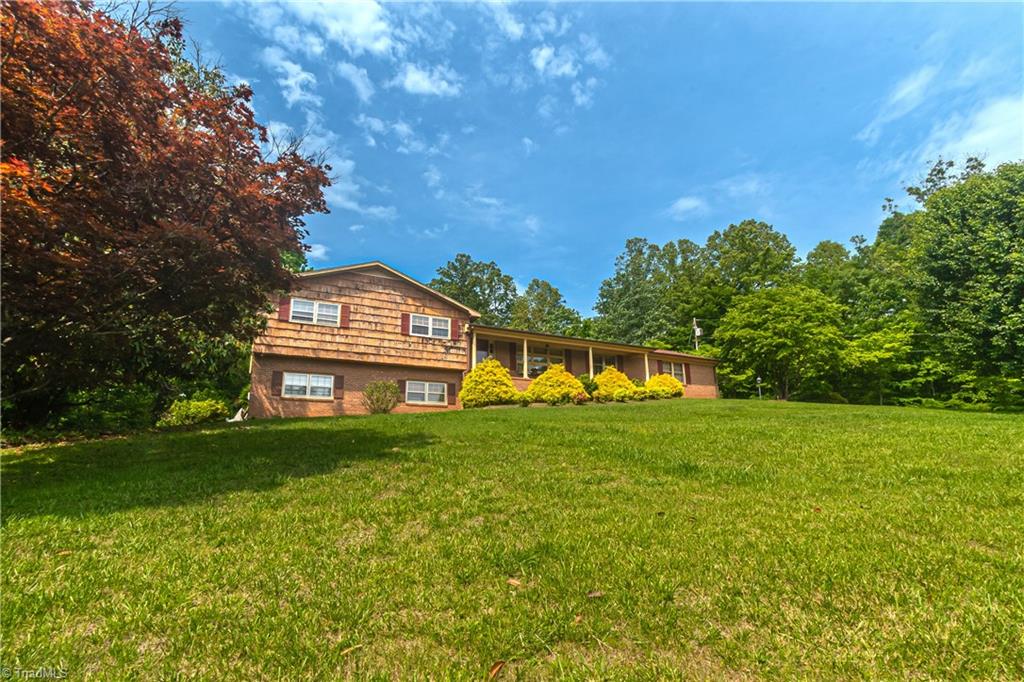 289 Reeves Mill Road Mount Airy, NC 27030 - Photo 2 of 50 Gallery Image 2