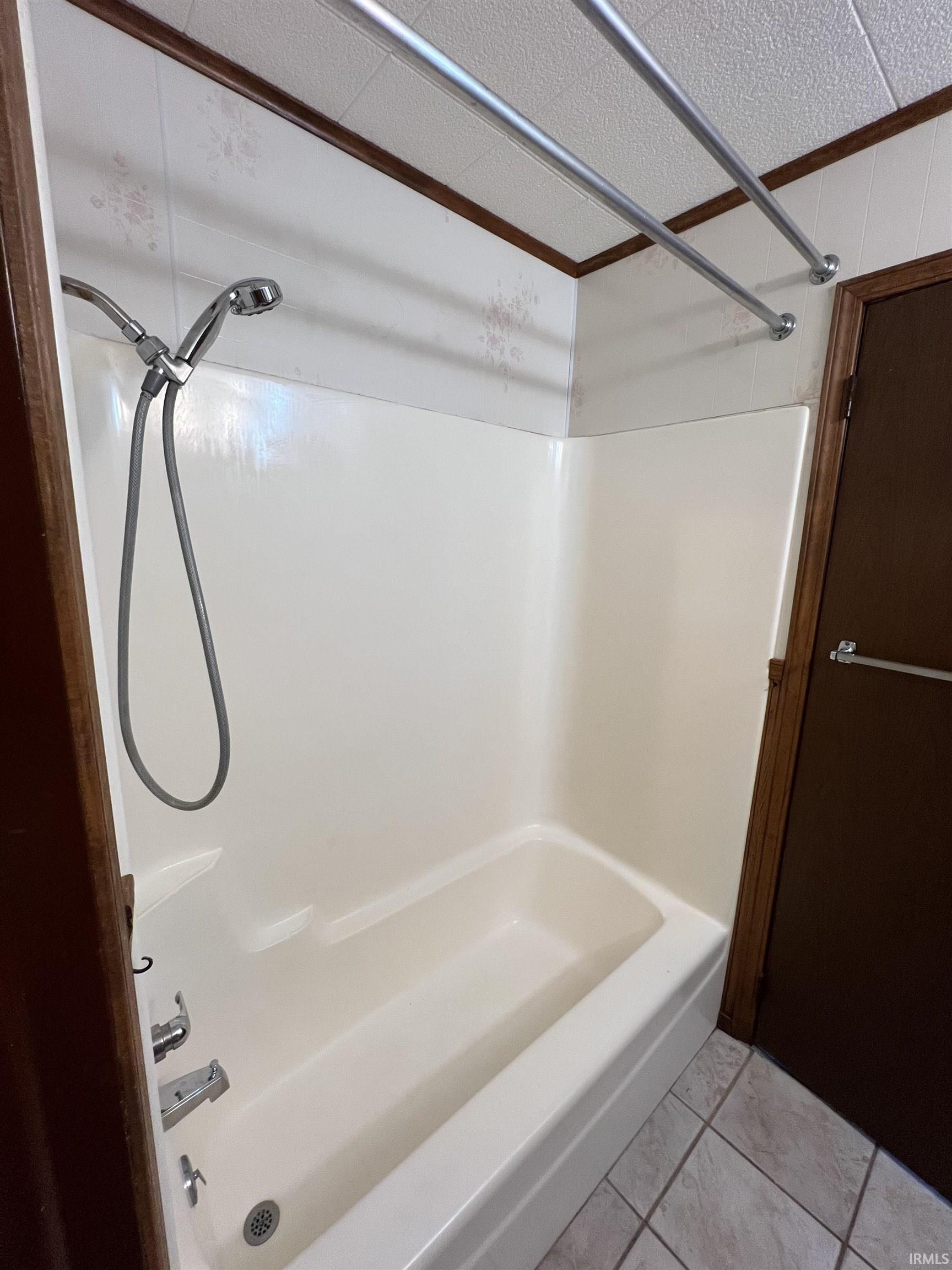 1818 Oak Street Linton, IN 47441 - Photo 13 of 17