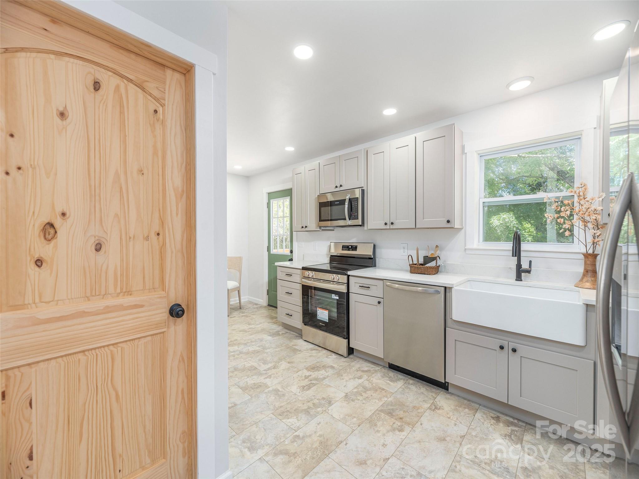 1412 Dutch Cove Road Canton, NC 28716 - Photo 8 of 26 Gallery Image 8