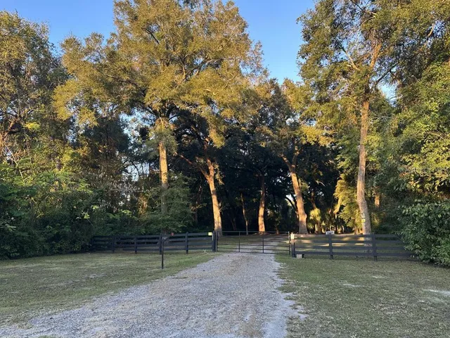 a view of a outdoor space