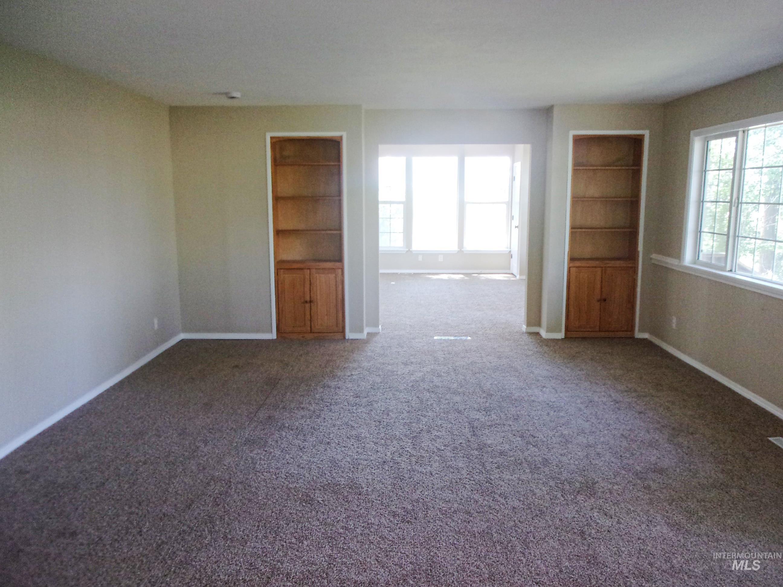 1629 Sand Road Weiser, ID 83672 - Photo 9 of 34
