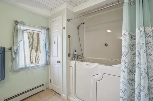 $439,000 | 5 Fairways, Bangor, ME 04401