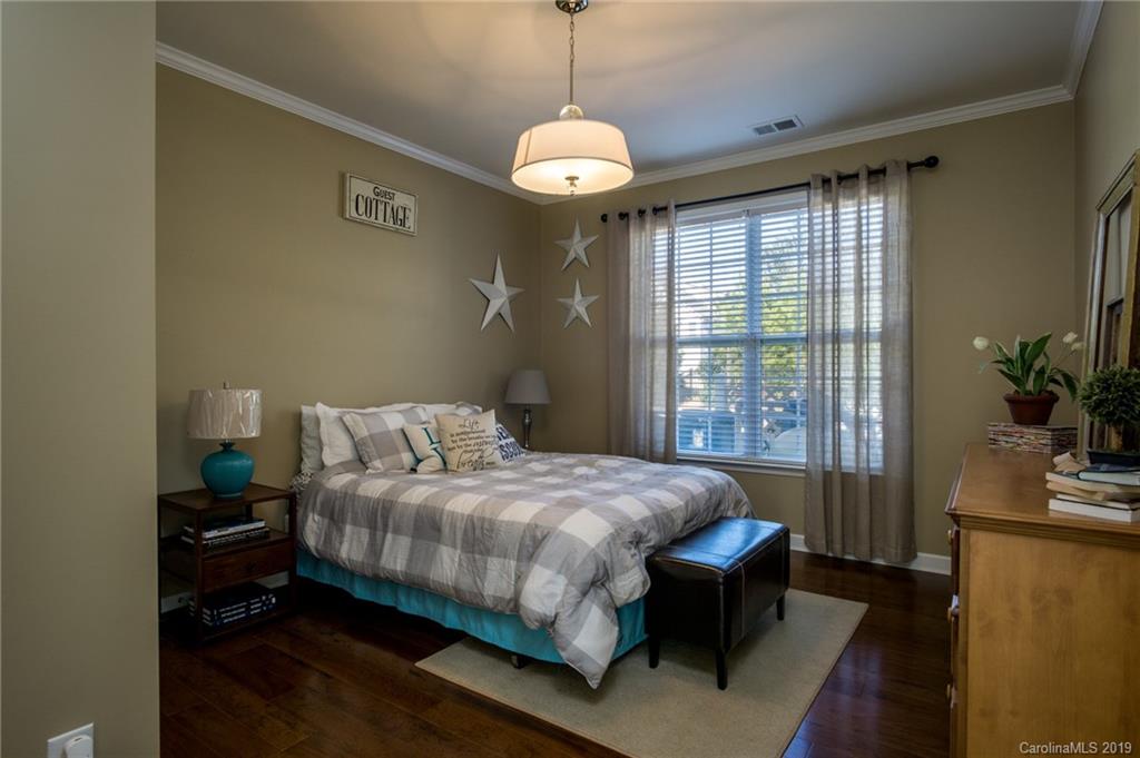5065 Gladiola Way Tega Cay, SC 29708 - Photo 11 of 31 Gallery Image 11