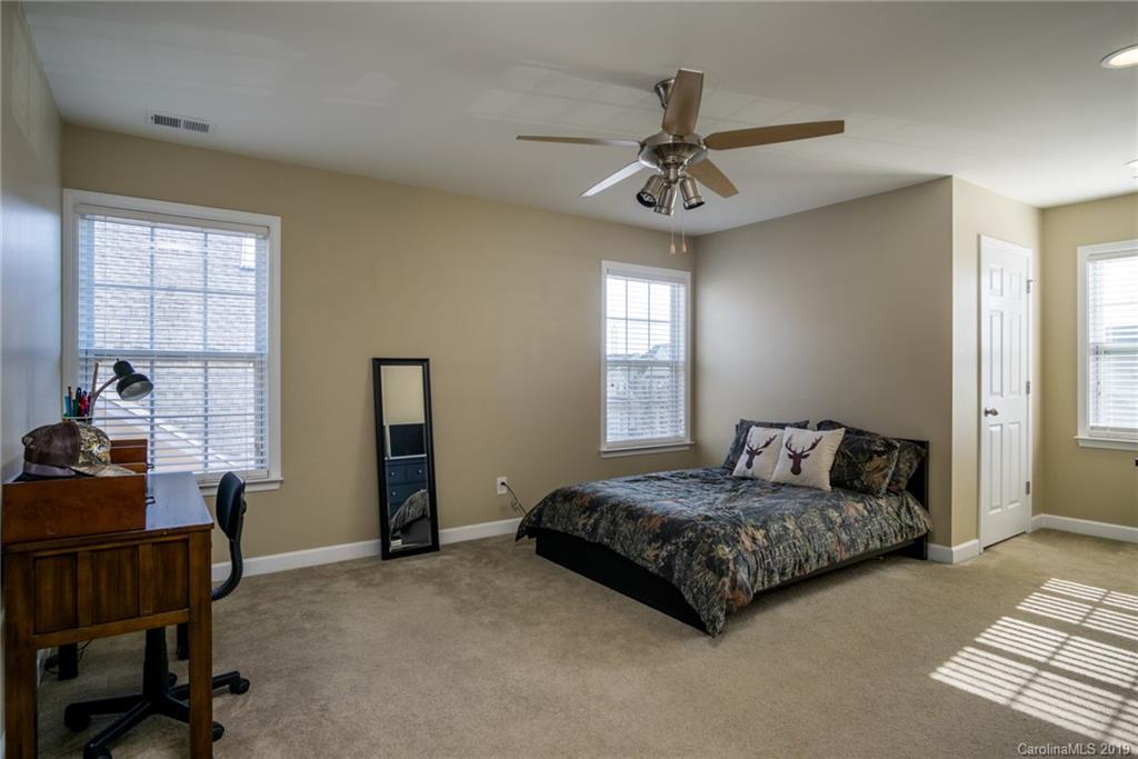 5065 Gladiola Way Tega Cay, SC 29708 - Photo 14 of 31 Gallery Image 14