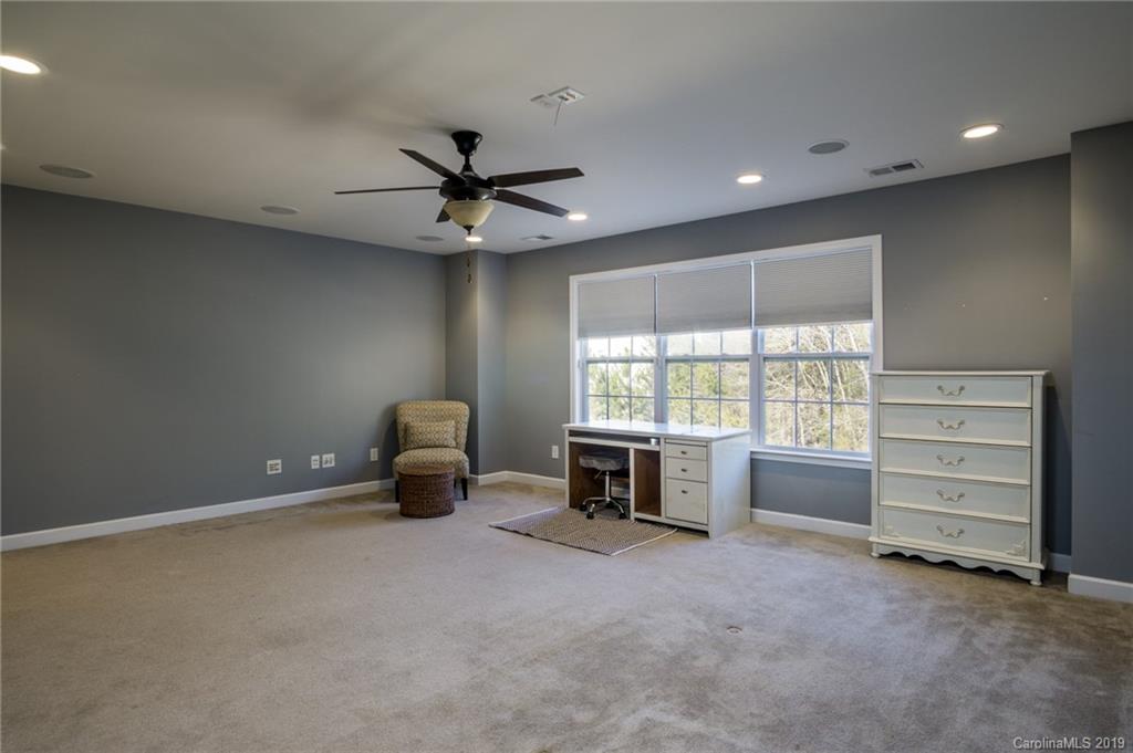 5065 Gladiola Way Tega Cay, SC 29708 - Photo 15 of 31 Gallery Image 15