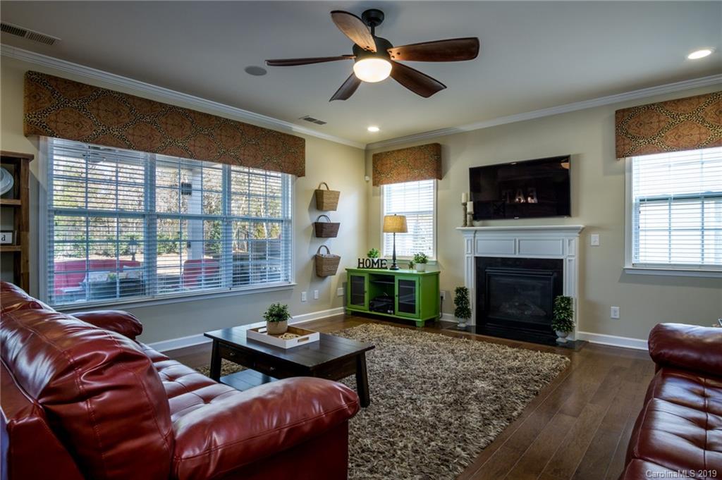 5065 Gladiola Way Tega Cay, SC 29708 - Photo 10 of 31 Gallery Image 10