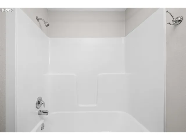 $499,000 | 1632 Larkspur Loop, Eugene, OR 97401