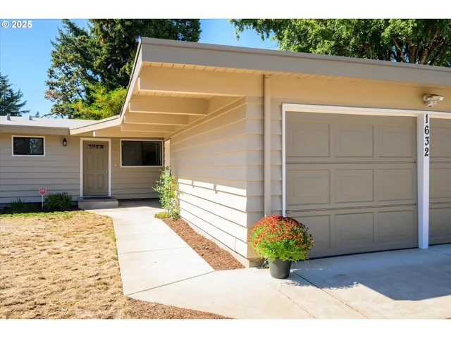 $499,000 | 1632 Larkspur Loop, Eugene, OR 97401