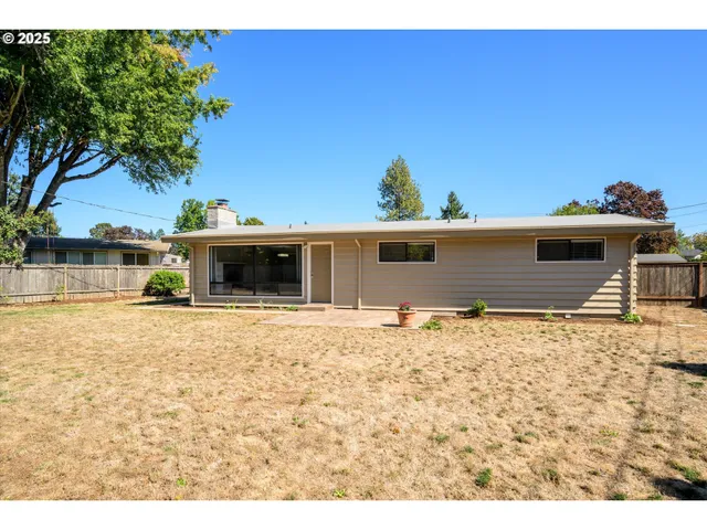 $499,000 | 1632 Larkspur Loop, Eugene, OR 97401