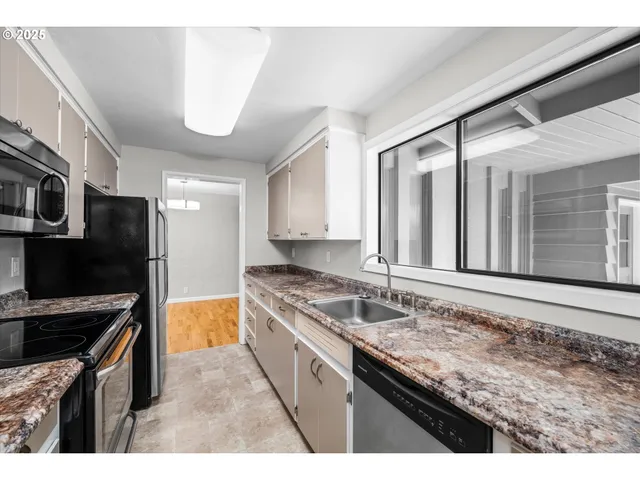 $499,000 | 1632 Larkspur Loop, Eugene, OR 97401