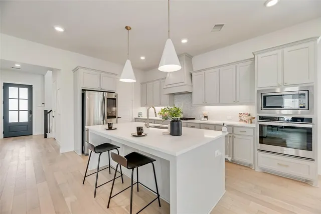 $599,999 | 3619 Doramus Drive, Celina, TX 75009