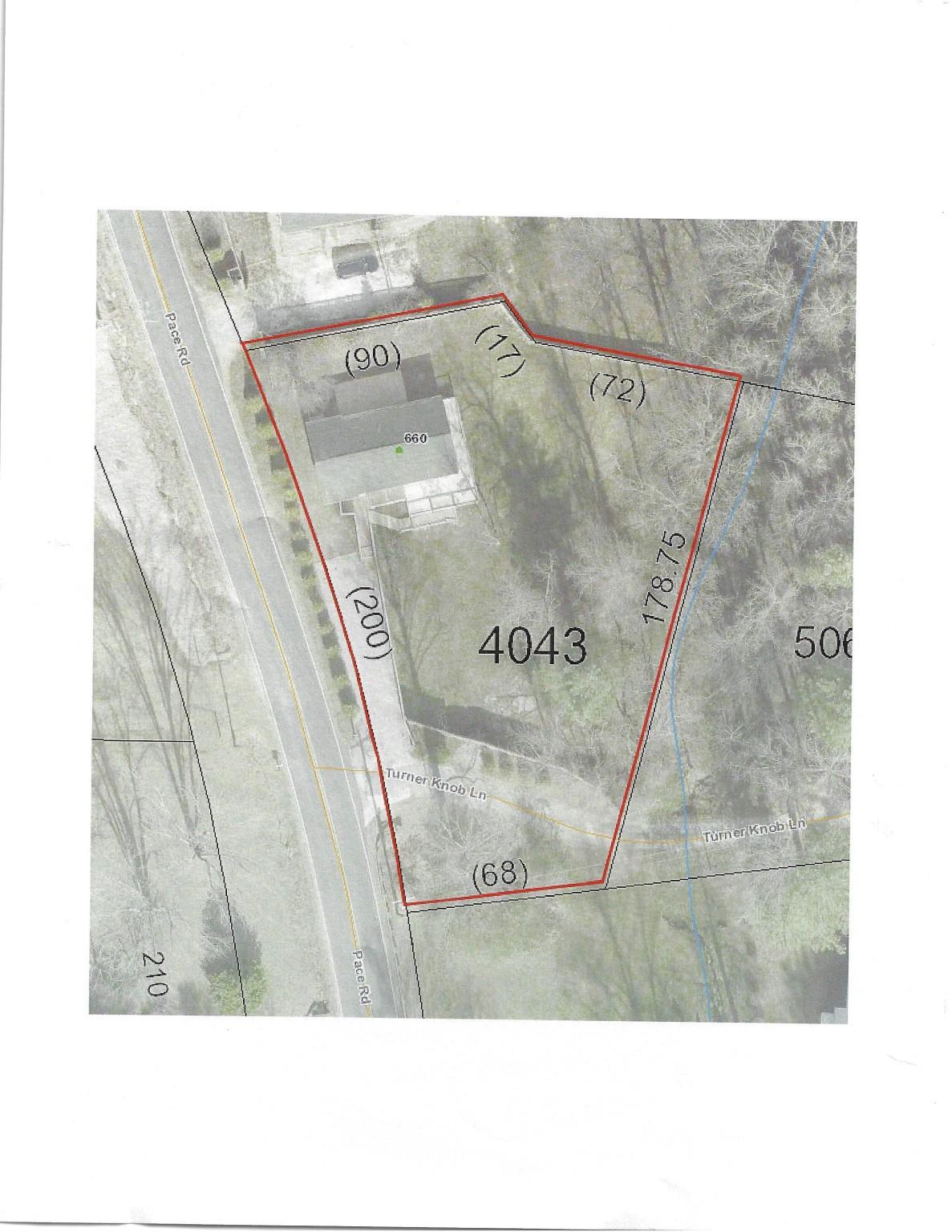 660 Pace Road Hendersonville, NC 28792 - Photo 30 of 31 a view of a couch