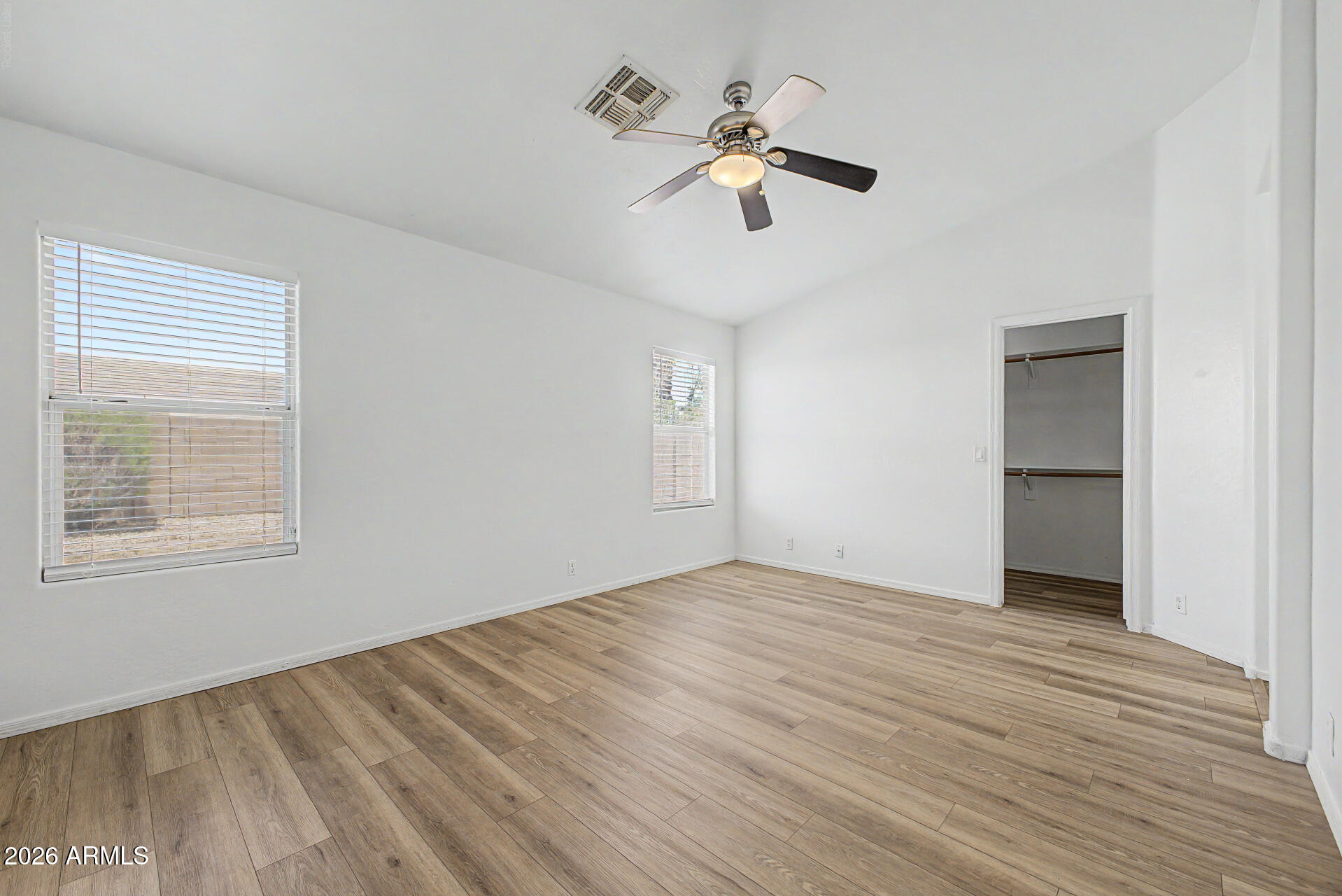 930 East Harwell Road Phoenix, AZ 85042 - Photo 17 of 38 17 - Harwell 930