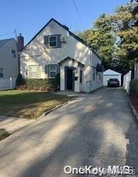 17 Wingate Road Valley Stream, NY 11581 - Photo 2 of 17