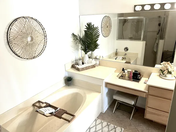 $3,500 | 10614 Lake Shore Drive, Wellington, FL 33414