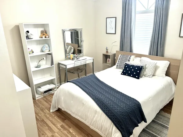 $3,500 | 10614 Lake Shore Drive, Wellington, FL 33414