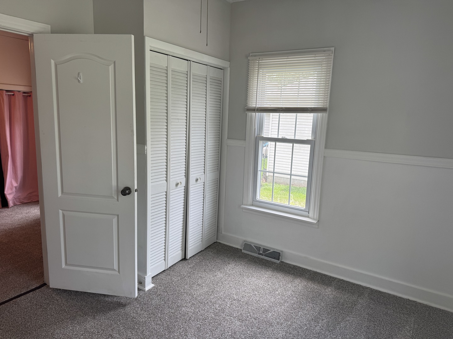 1206 South Commercial Street Benton, IL 62812 - Photo 14 of 17
