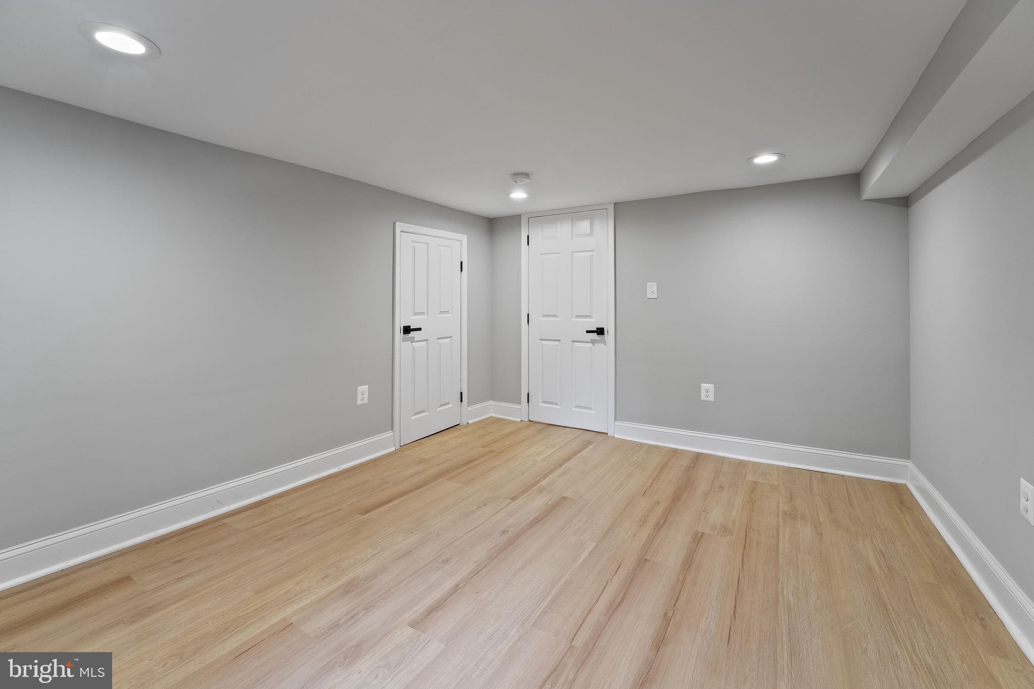 655 Dumbarton Avenue Baltimore, MD 21218 - Photo 11 of 28 a view of room