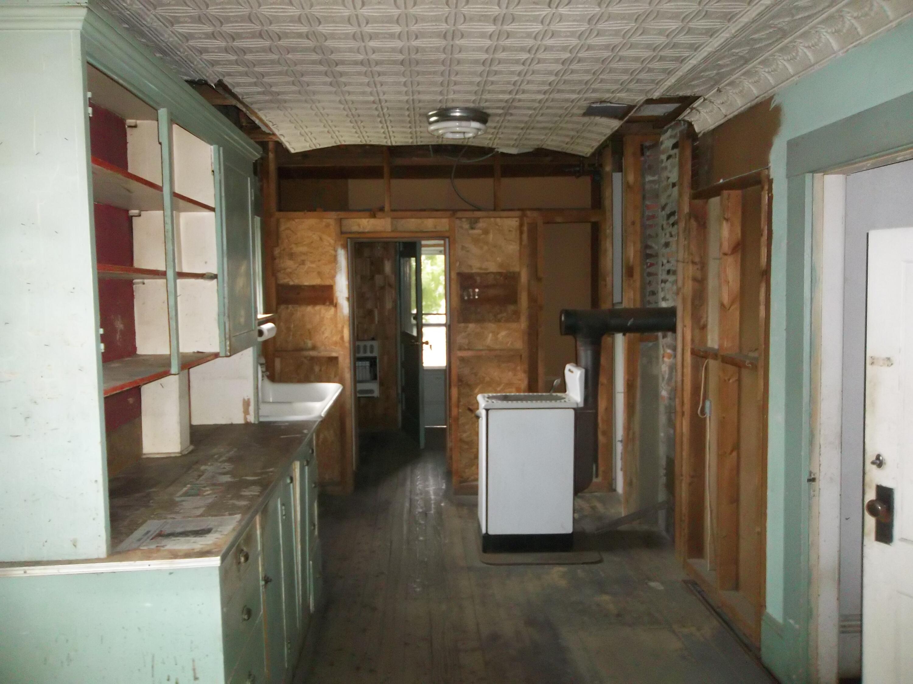 495 North Street Calais, ME 04619 - Photo 14 of 25 100_0702