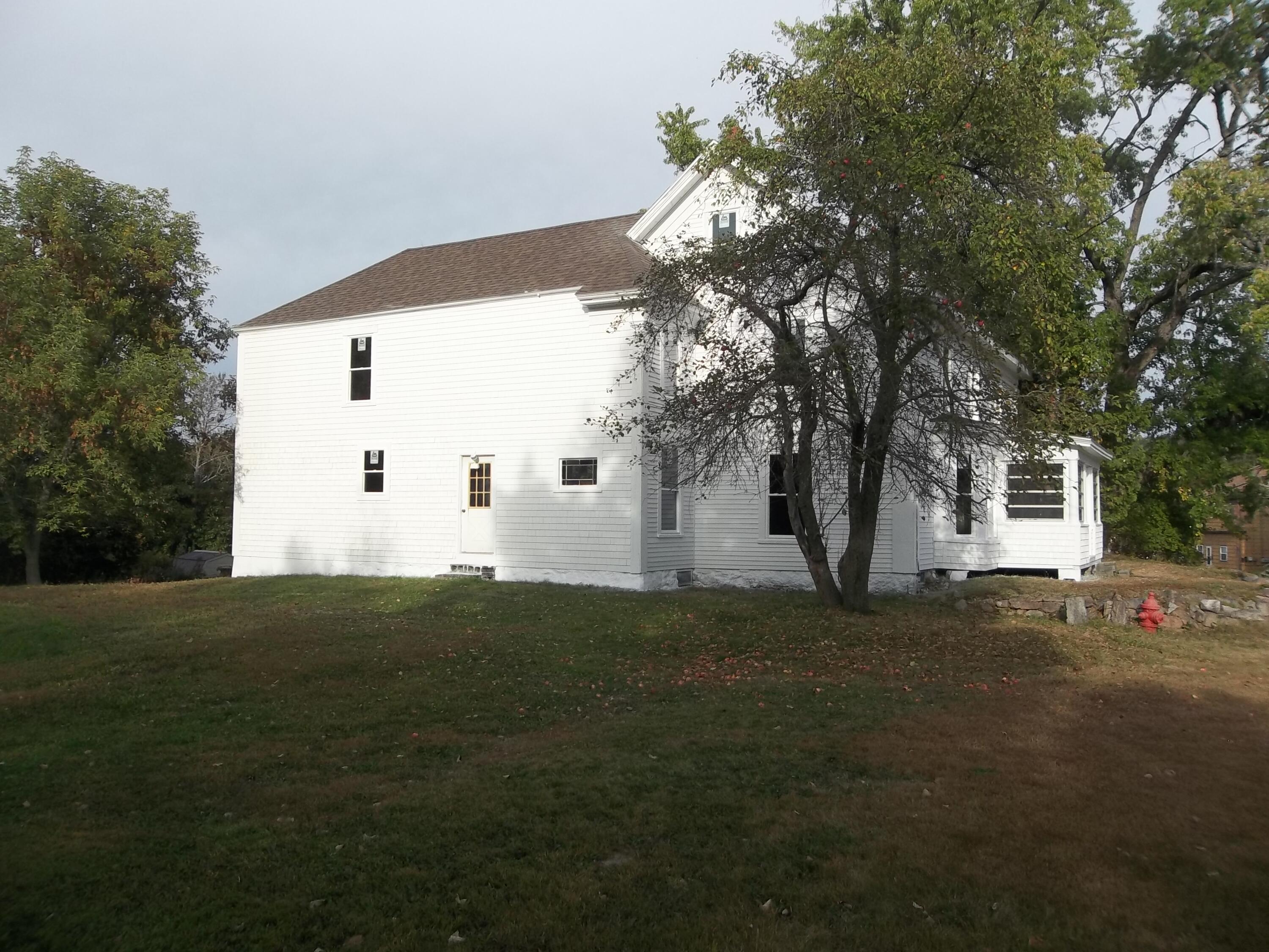 495 North Street Calais, ME 04619 - Photo 4 of 25 100_1615
