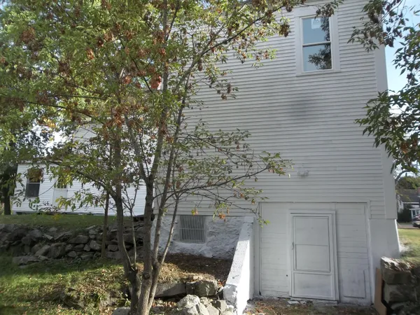 $169,000 | 495 North Street, Calais, ME 04619