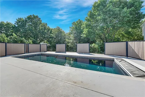 $750,000 | 5005 West 131st Street, Leawood, KS 66209