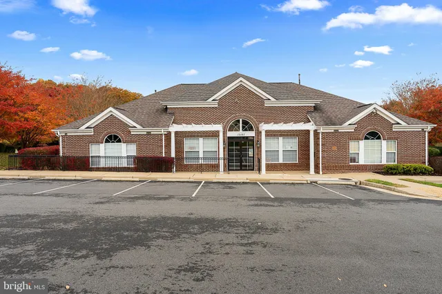 $2,750 | 5311 Yellow Turtle Place, Woodbridge, VA 22193