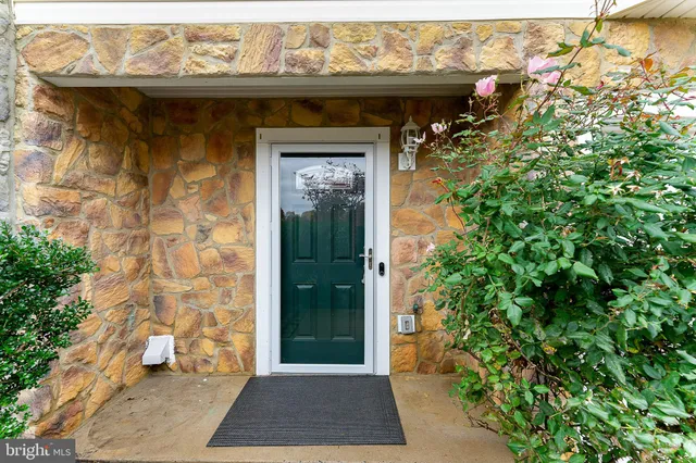 $2,750 | 5311 Yellow Turtle Place, Woodbridge, VA 22193