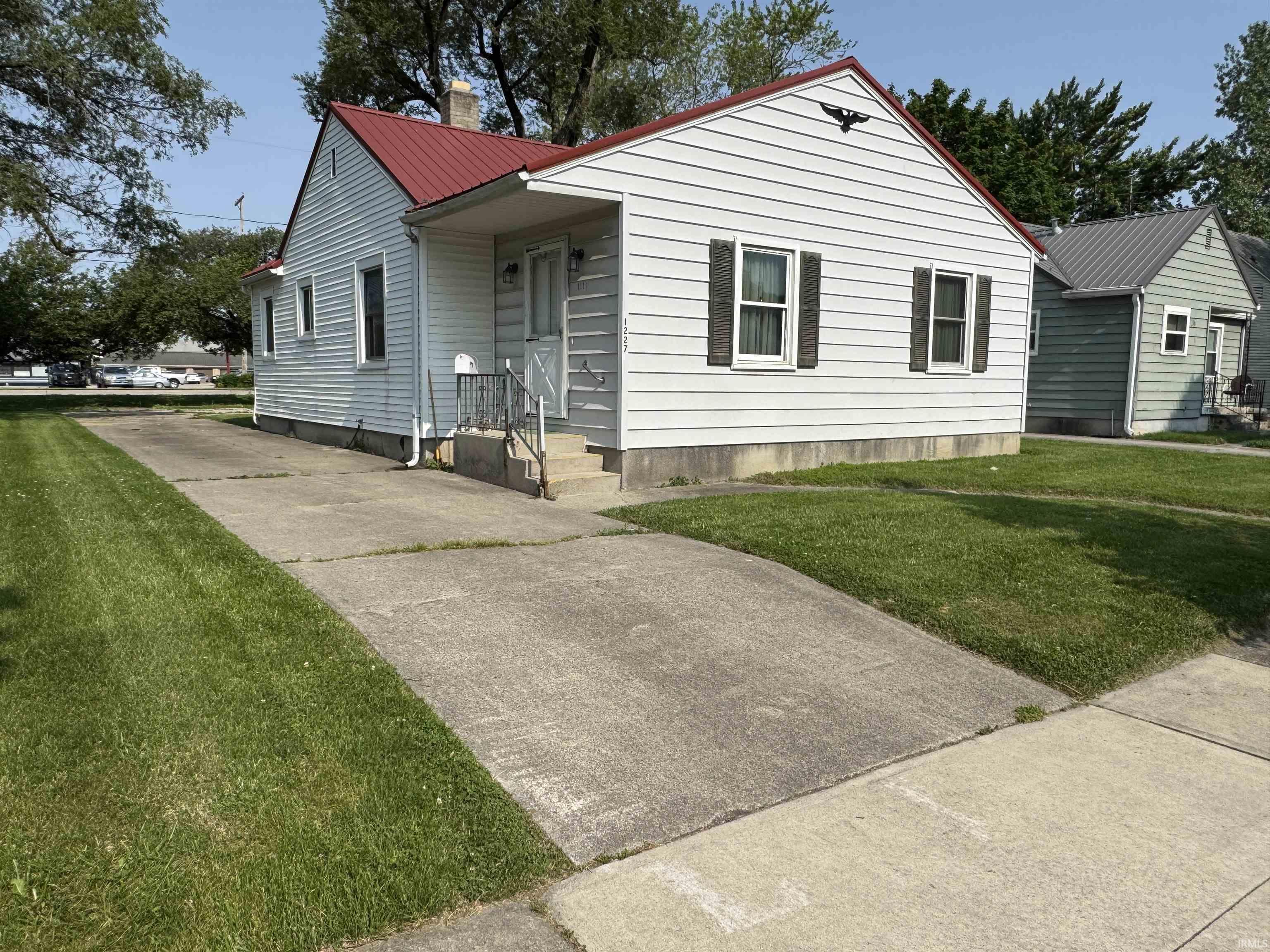 1227 Master Drive Decatur, IN 46733 - Photo 1 of 12