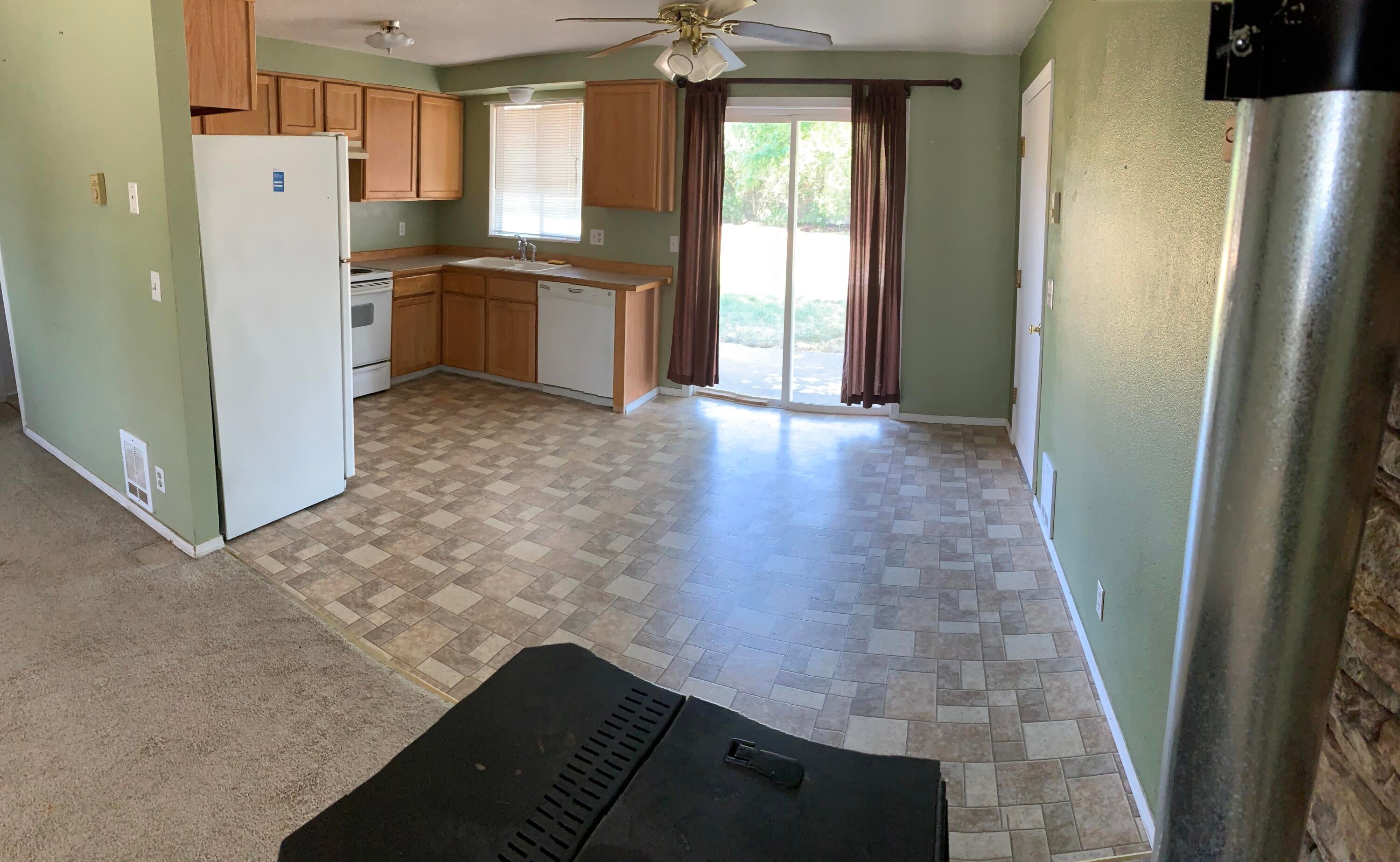 818 East Ridgeview Drive Culver, OR 97734 - Photo 5 of 12 IMG_5306