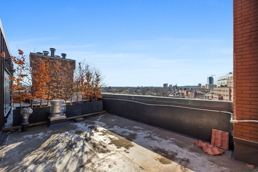 75 Clarendon Street, Unit 201 Boston, MA 02116 - Photo 12 of 15
