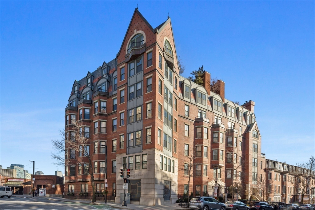 75 Clarendon Street, Unit 201 Boston, MA 02116 - Photo 16 of 17