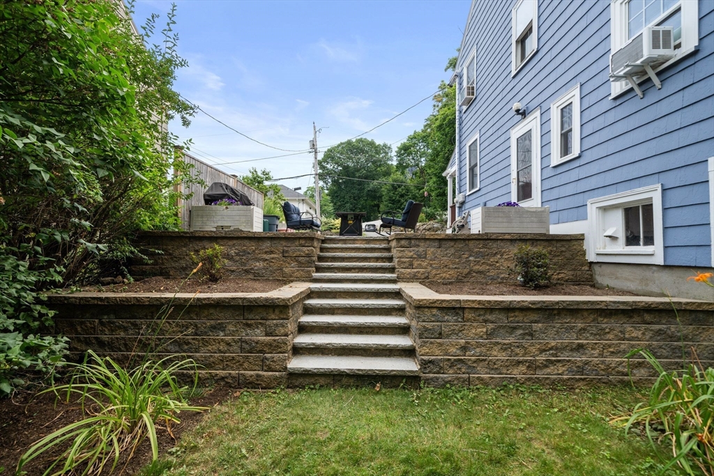 10 Parkview Road Reading, MA 01867 - Photo 28 of 31 a view of outdoor space and yard