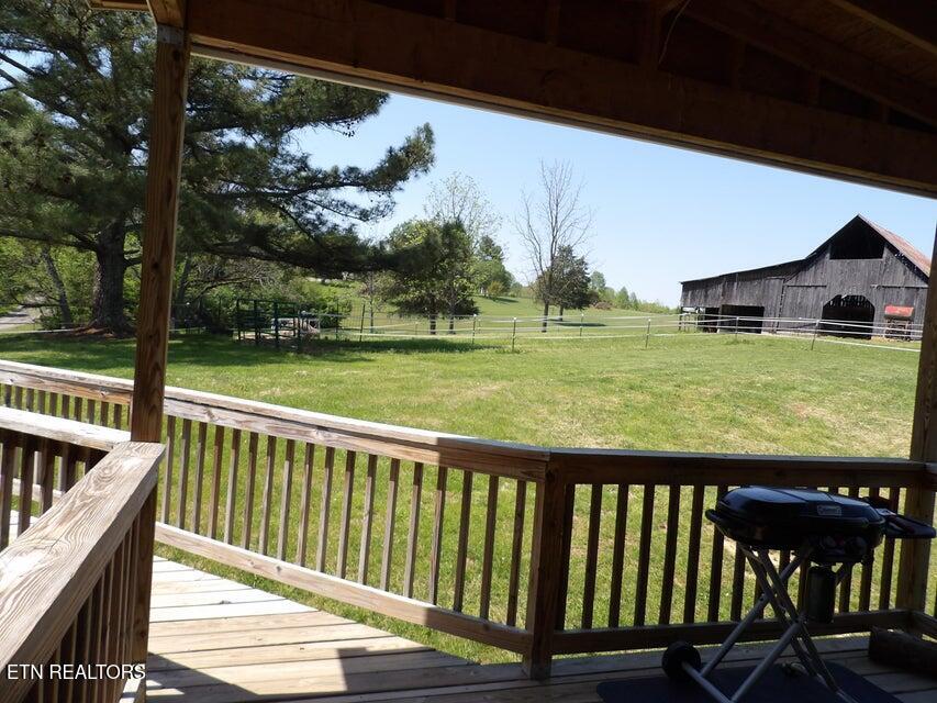 216 Slaton Farm Road Dandridge, TN 37725 - Photo 8 of 60 8