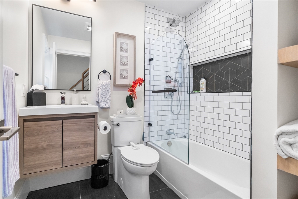 217 Waverley Road, Unit 217 North Andover, MA 01845 - Photo 26 of 29 Gallery Image 26