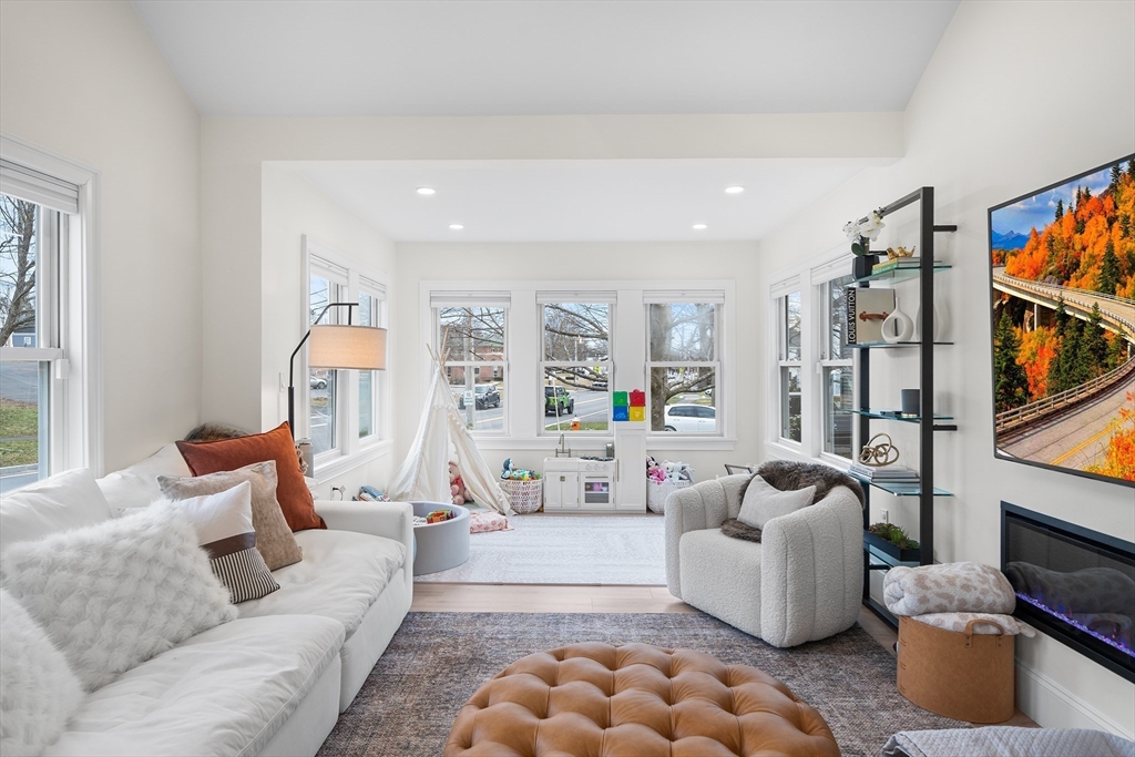 217 Waverley Road, Unit 217 North Andover, MA 01845 - Photo 7 of 29 Gallery Image 7