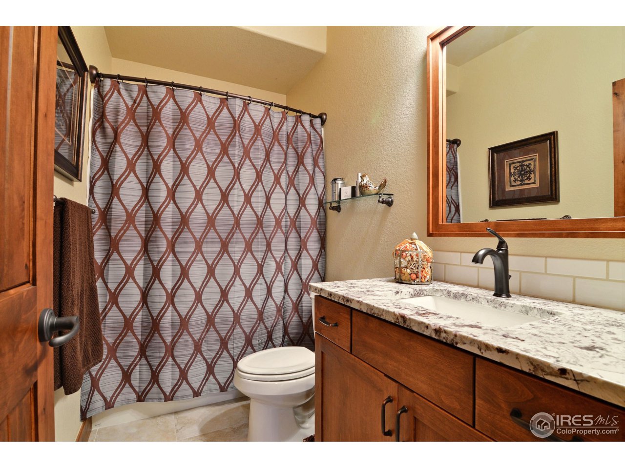 1440 Red Tail Road Eaton, CO 80615 - Photo 22 of 40 Shared Bathroom