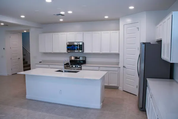 $2,800 | 1106 East Weatherby Way, Chandler, AZ 85286
