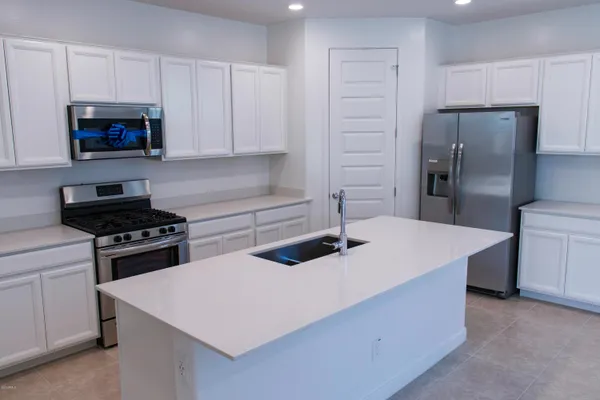 $2,800 | 1106 East Weatherby Way, Chandler, AZ 85286