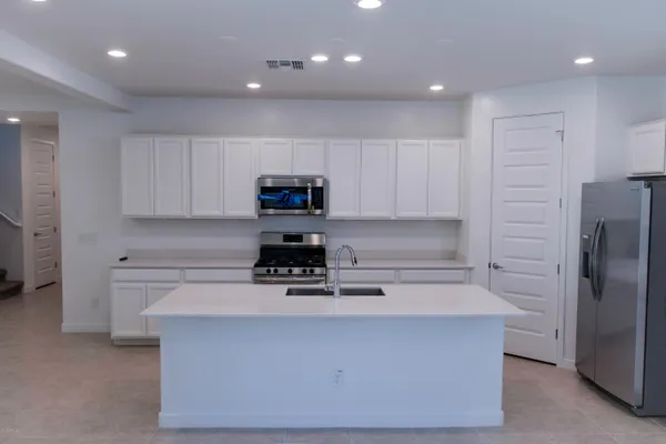 $2,800 | 1106 East Weatherby Way, Chandler, AZ 85286