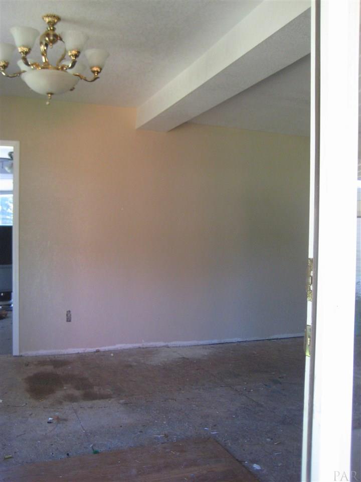 5001 Guernsey Road Pace, FL 32571 - Photo 15 of 19 Gallery Image 15