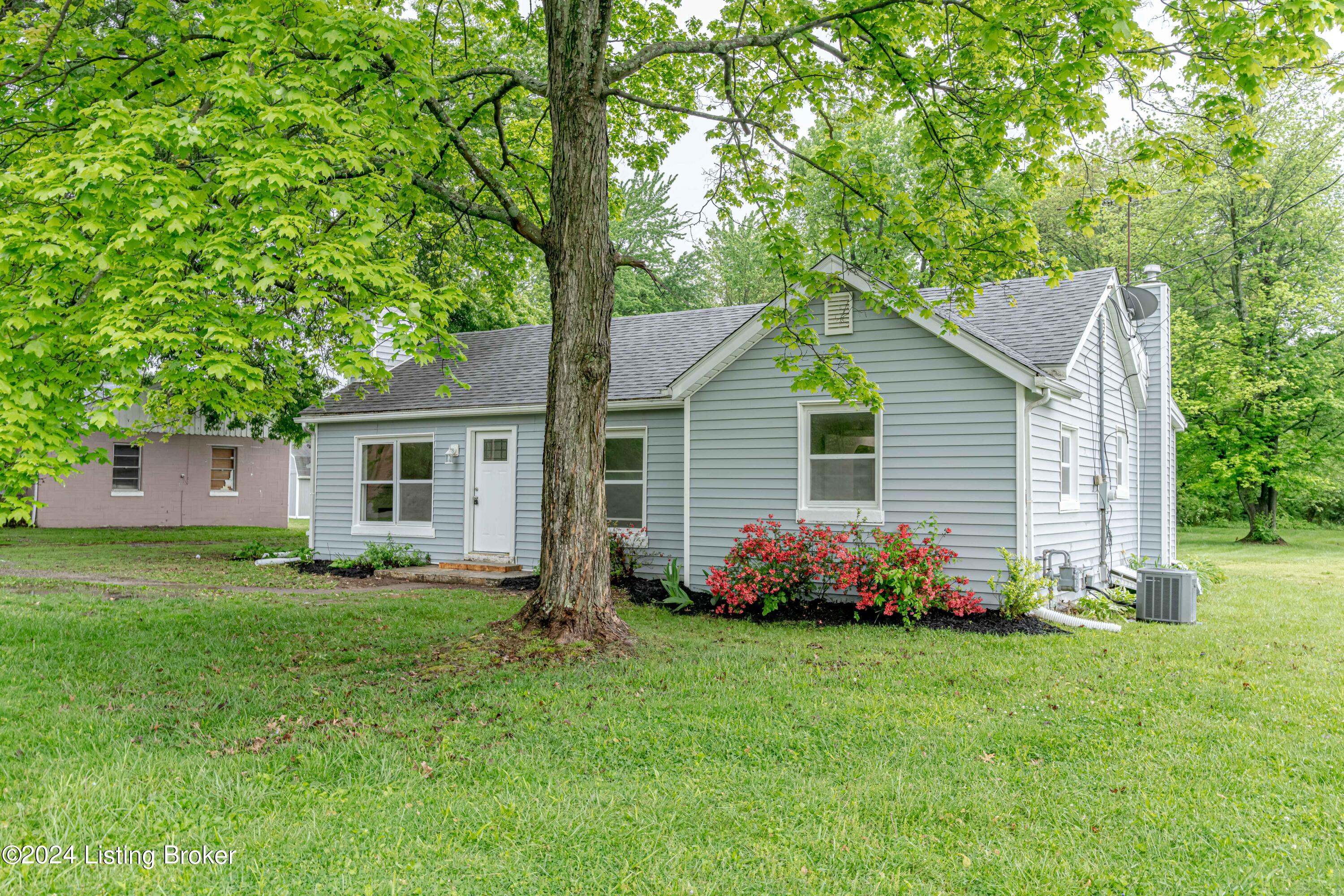 8914 Ferndale Road Louisville, KY 40291 - Photo 39 of 53 DSC06876