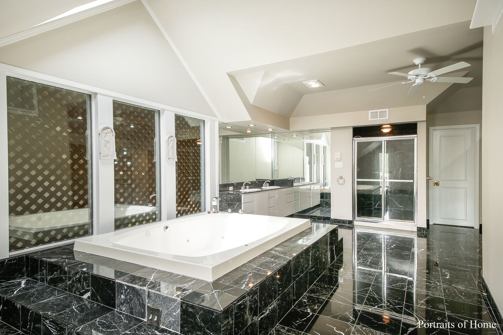 23W735 Hobson Road Naperville, IL 60540 - Photo 23 of 37